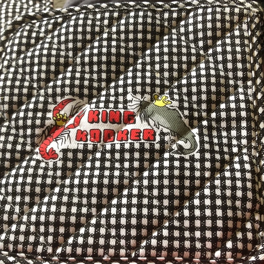 King Kooker Quilted Tote with Graphic Logo hot pads